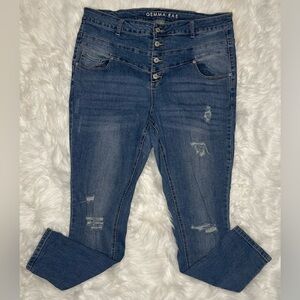 Women’s Plus Distressed Ankle Jeans